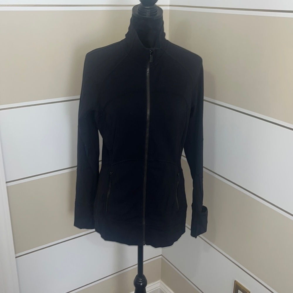 ✨🖤Lululemon zip up🖤✨
